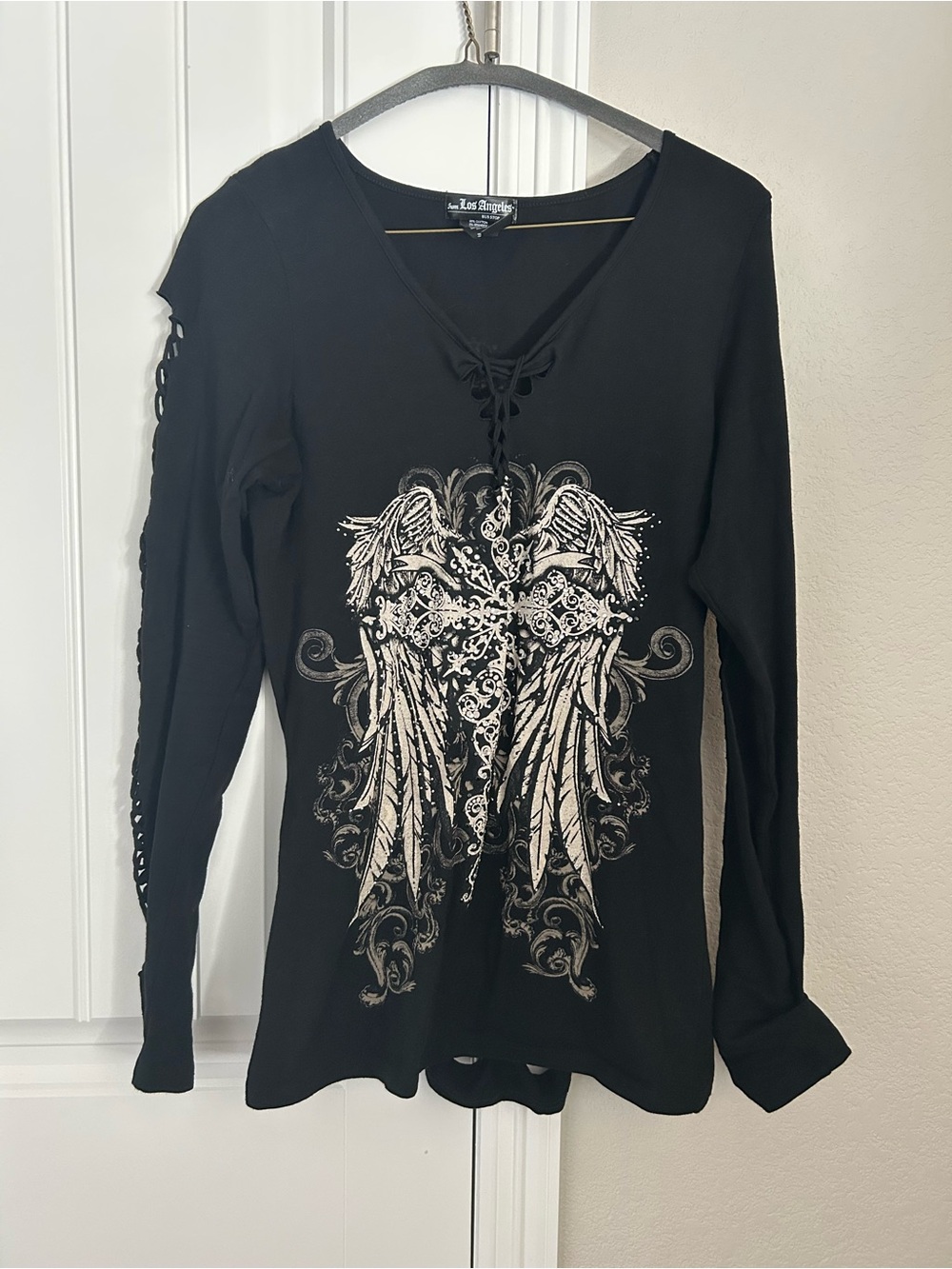 Alternative Black Long-Sleeve Graphic V-Neck